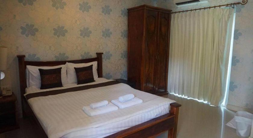 The Park Nangrong Resort Екстериор снимка